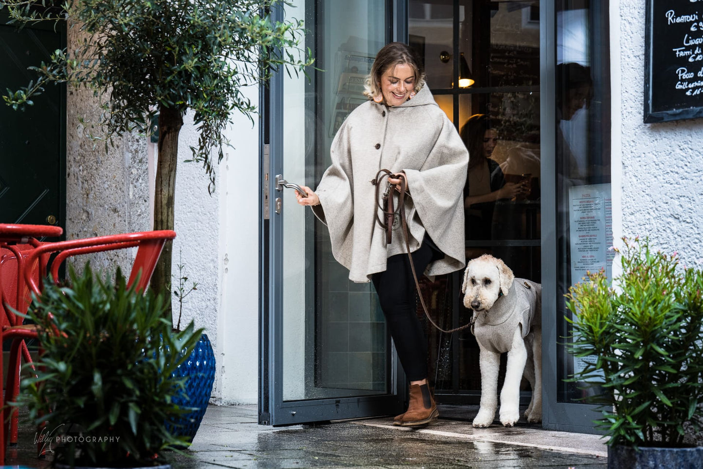 Bellas Pelerine & Artemis Cape im Bundle